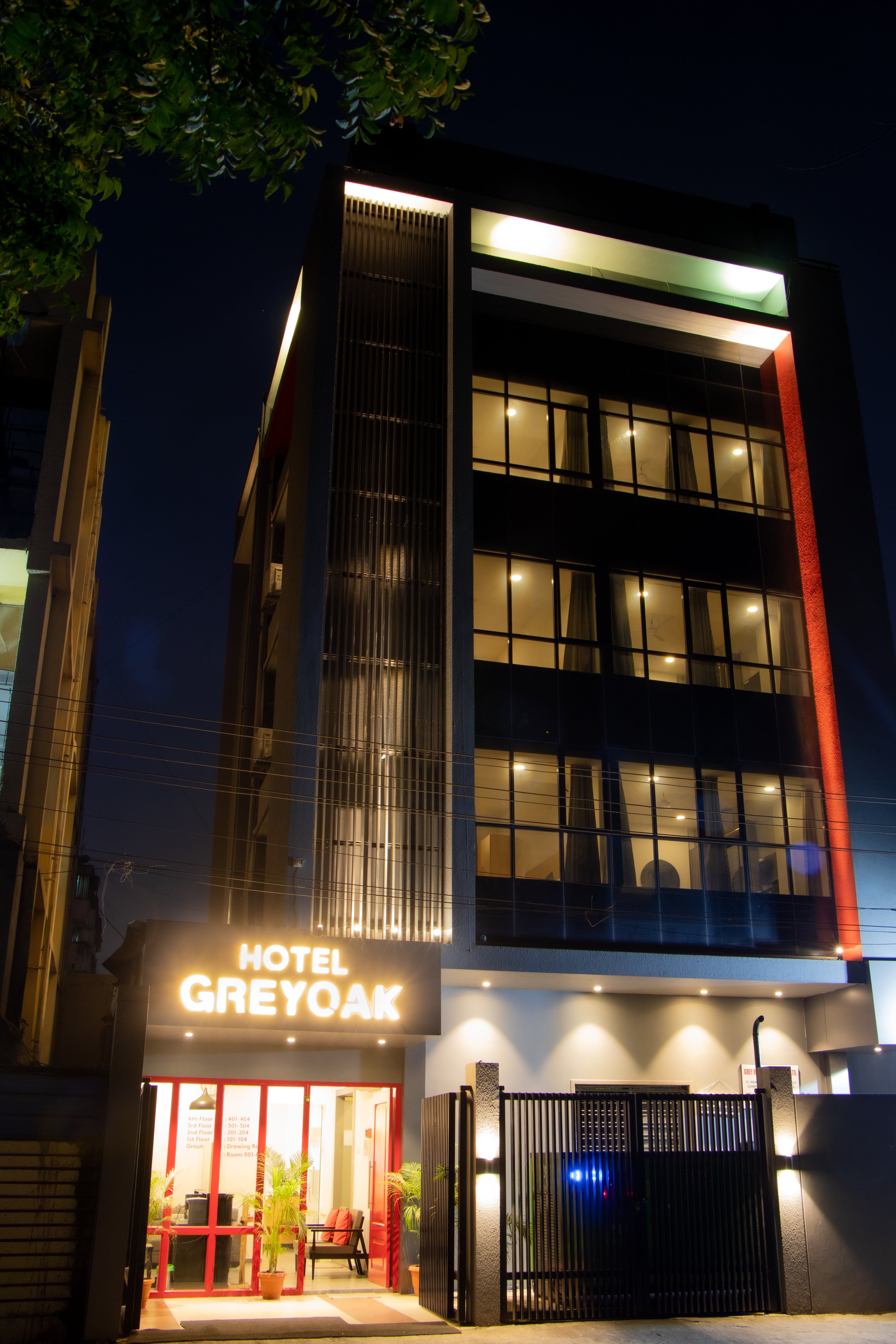 hotel-booking-img